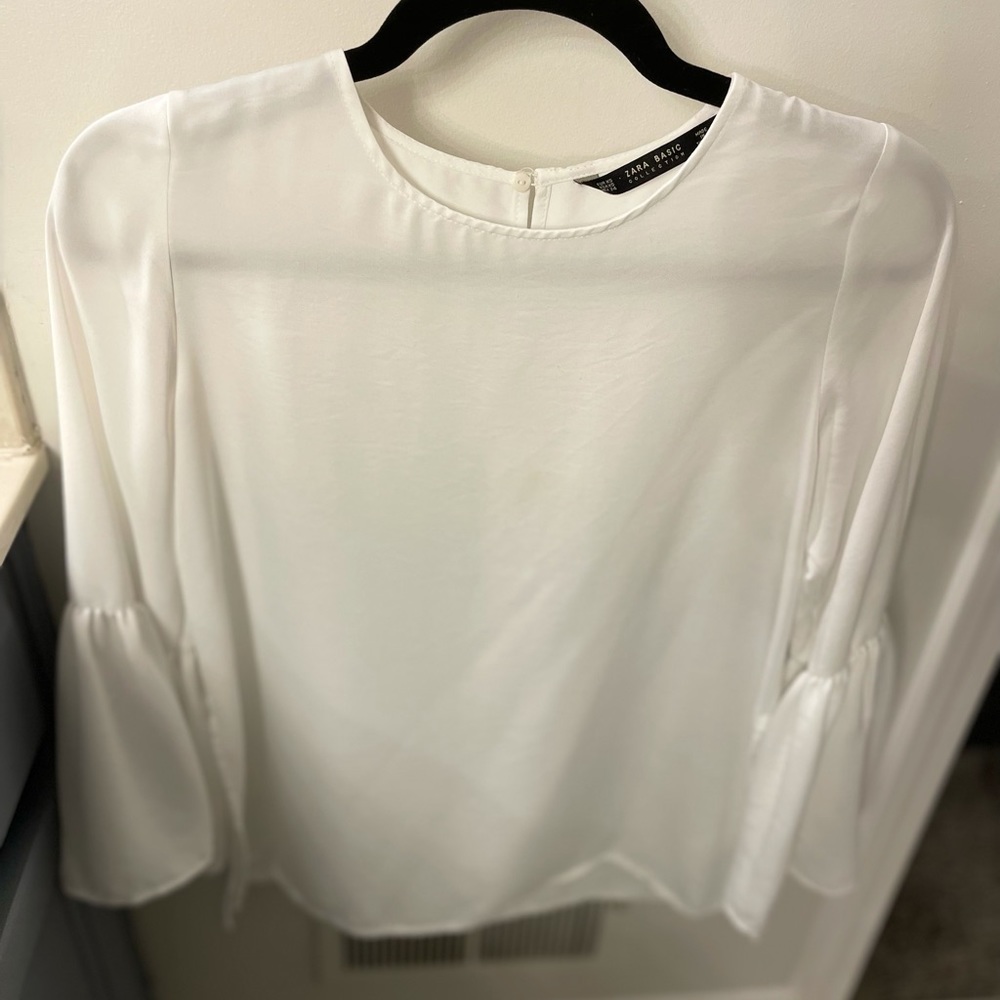 Zara white blouse with ruffle sleeves